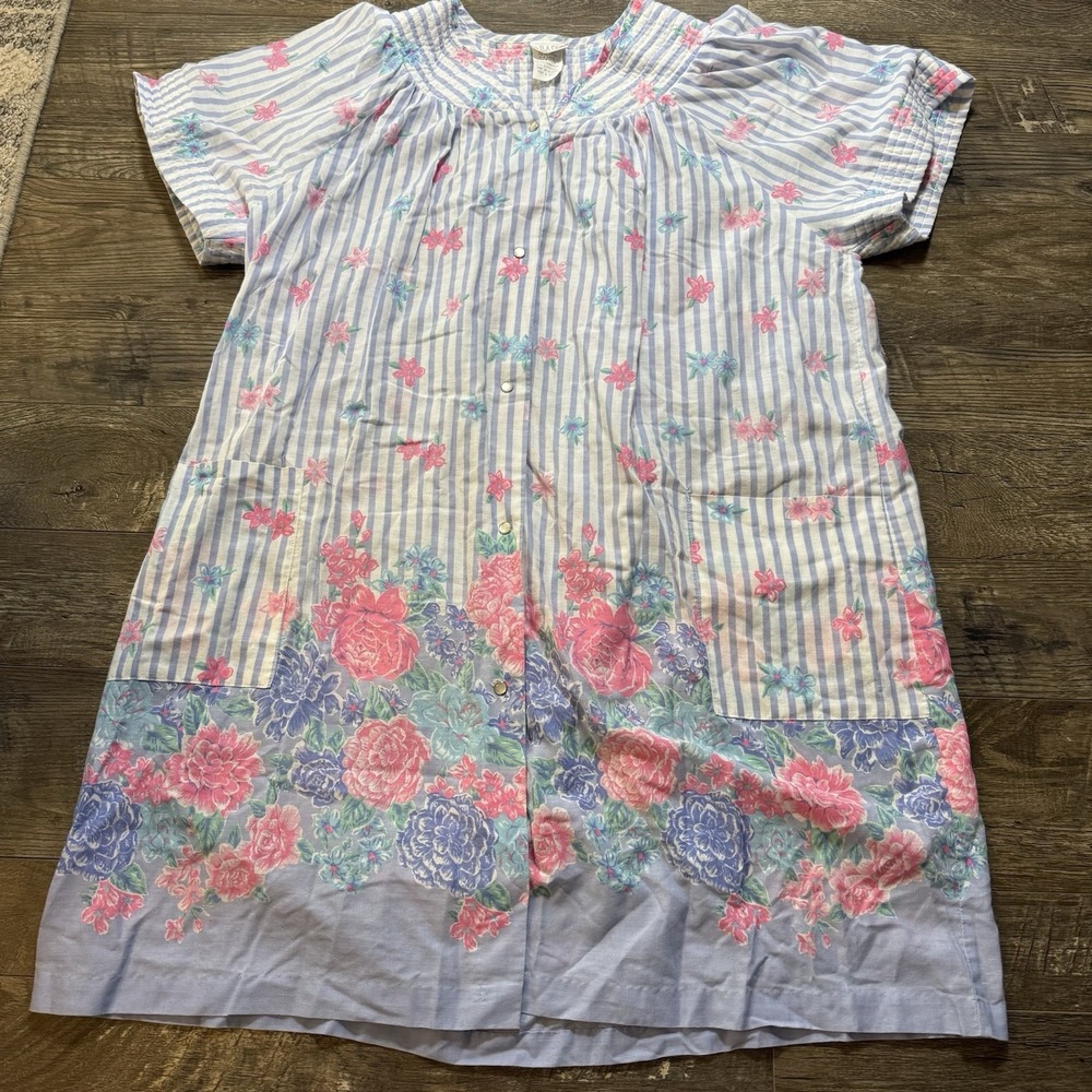 VTG Simply Basic Nightgown Sleepwear Floral Pearl Snap Short‎  Sleeve 3x Plus